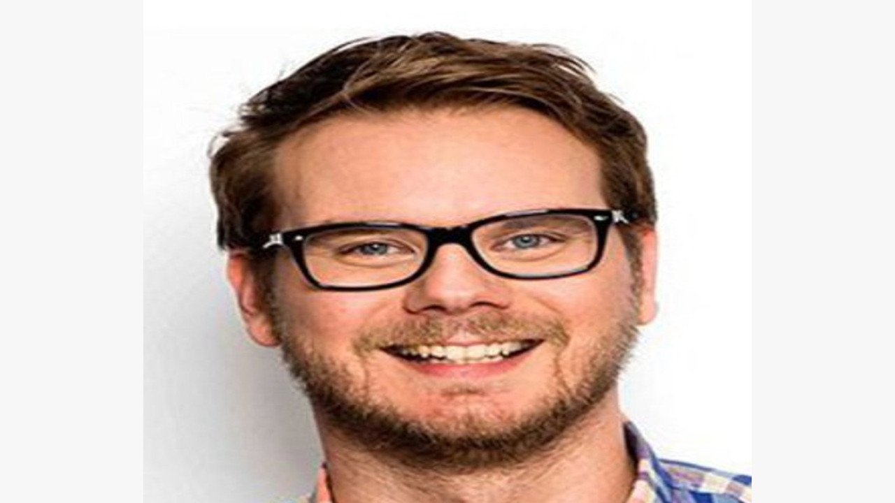 Etienne Gardé (Presentador)