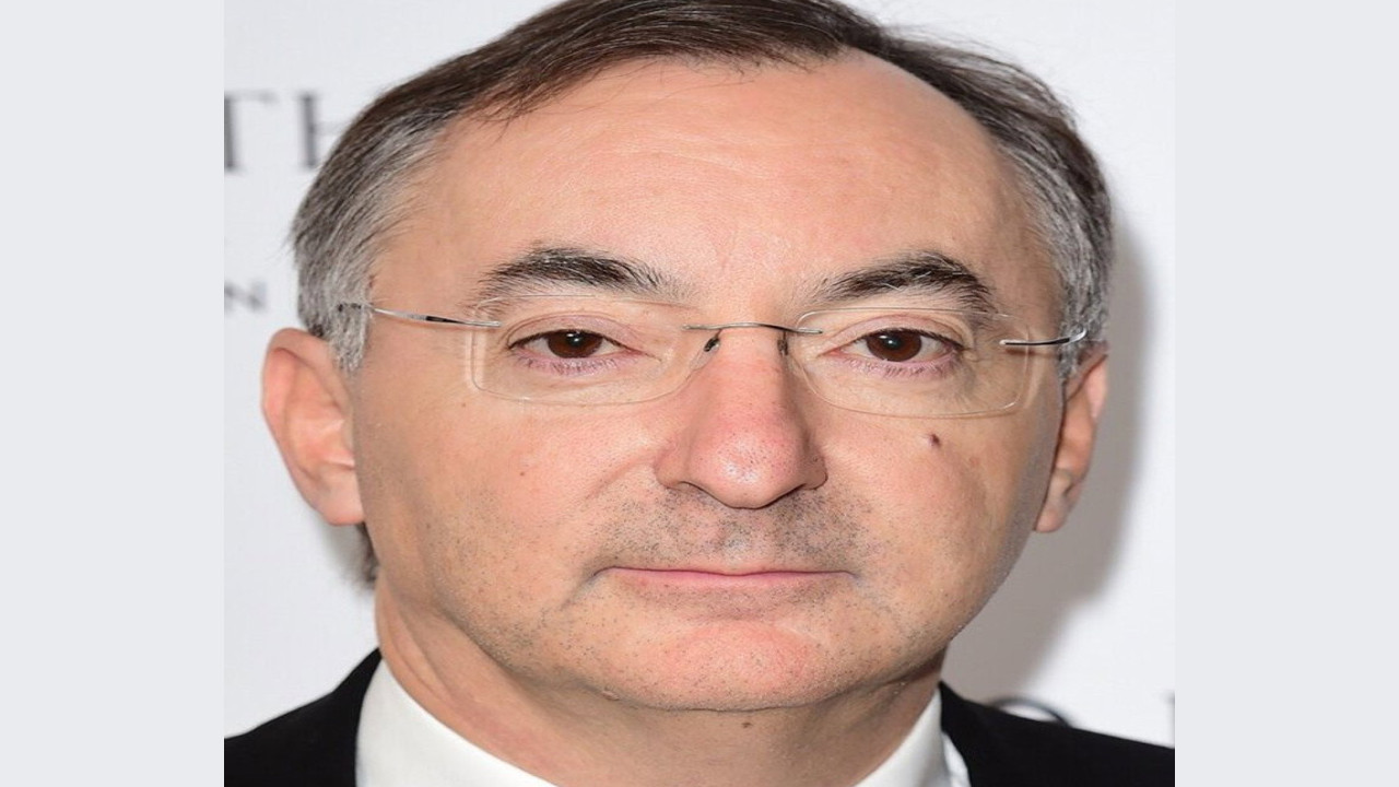 Peter Kosminsky (Presentador)