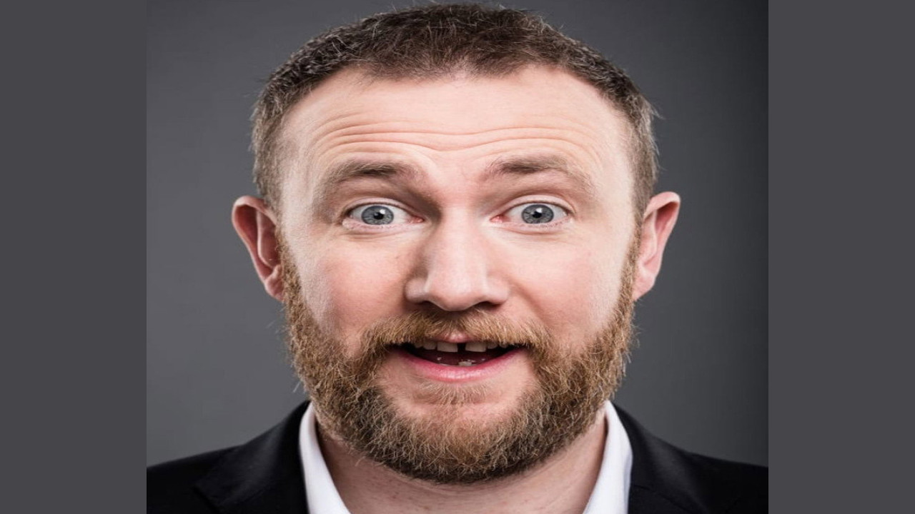 Alex Horne (Presentador)