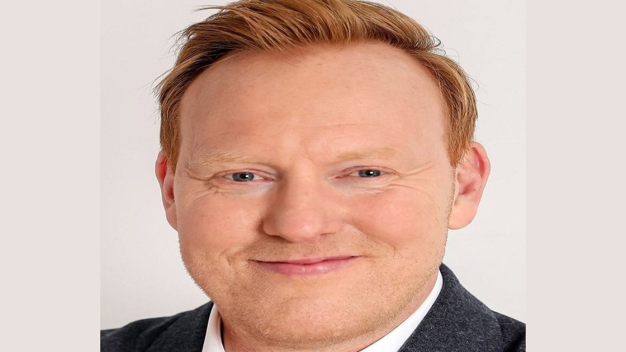 Anders Breinholt (Presentador)