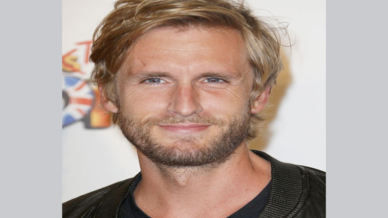 Philippe Lacheau (Presentador)