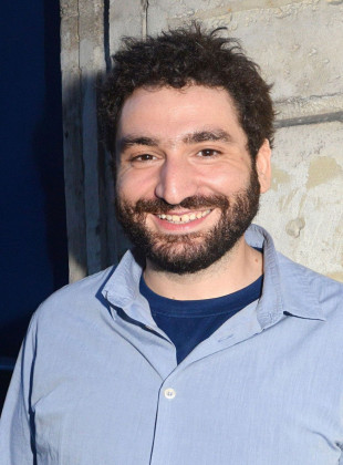 Mouloud Achour (Presentador)