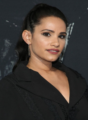 Tiffany Smith (Presentadora)