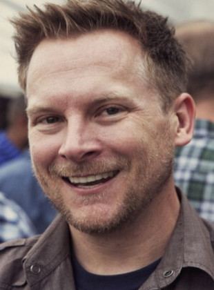 Brian Brushwood (Presentador)