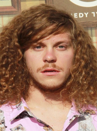 Blake Anderson (Presentador)