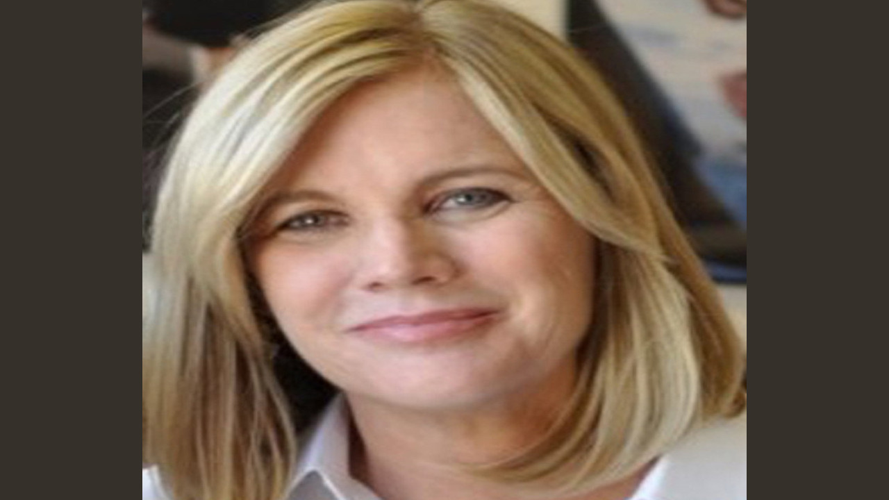 Laurie MacDonald (Productora)